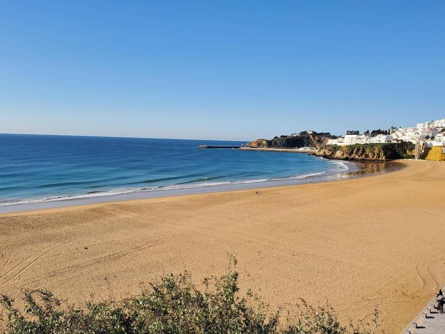 L&J Ocean View Apartment Albufeira Luaran gambar